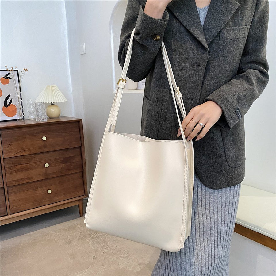 AVA - Elegant taske