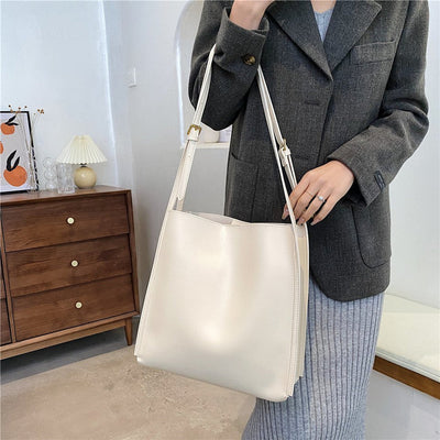 AVA - Elegant taske