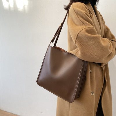 AVA - Elegant taske